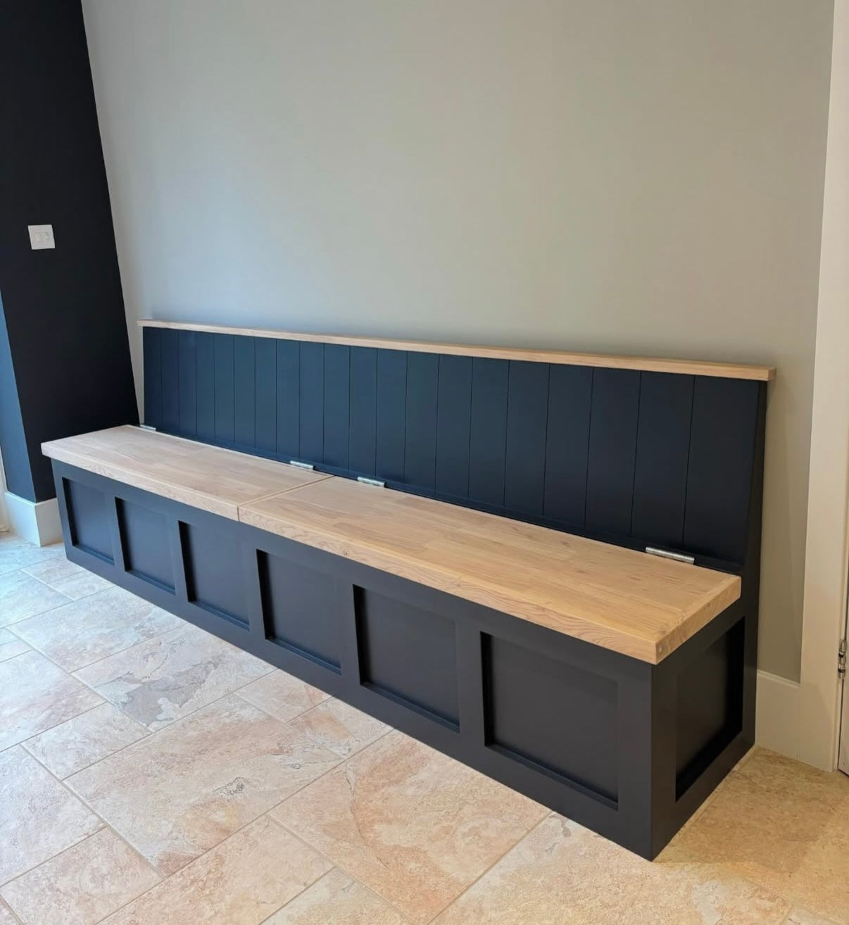 Farmhouse Nook Bench